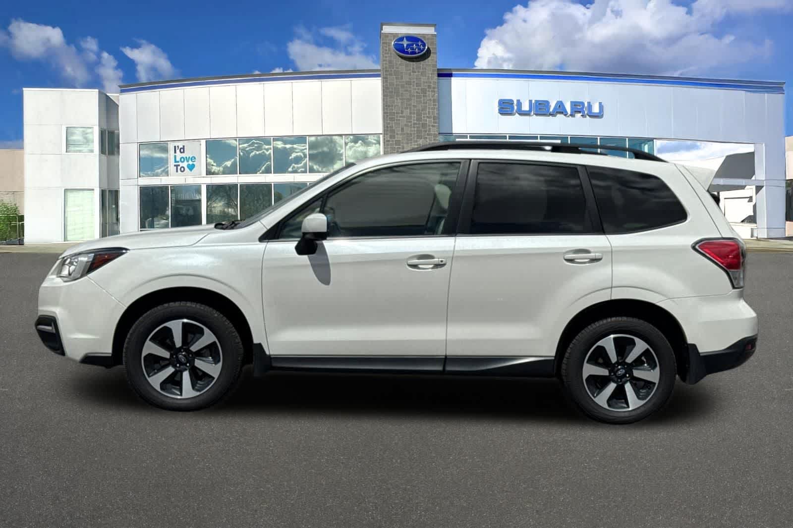 Thumbnail: 2018 Subaru Forester - 9
