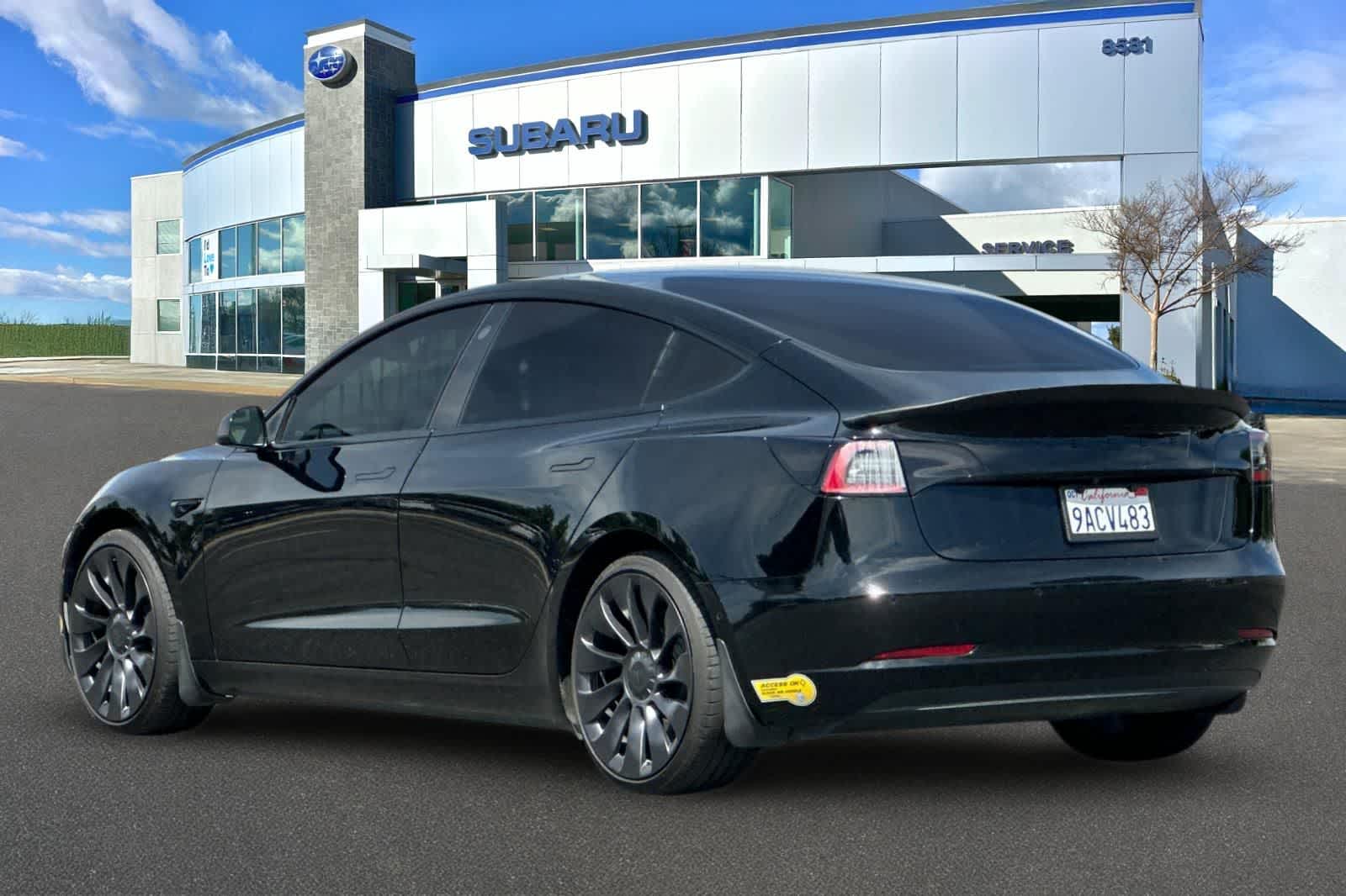 Thumbnail: 2021 Tesla Model 3 - 8