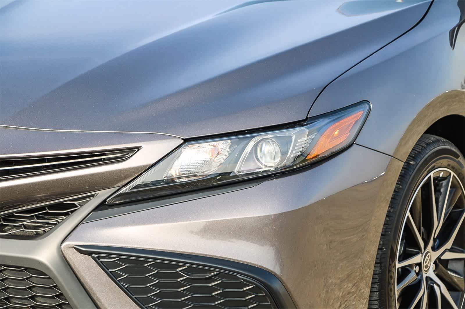 Thumbnail: 2024 Toyota Camry - 17