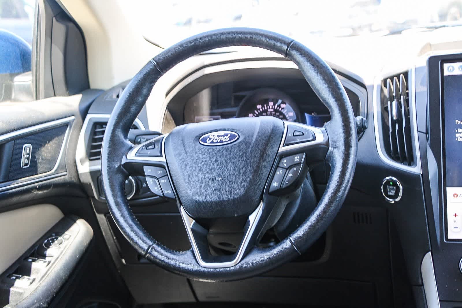 Thumbnail: 2022 Ford Edge - 15