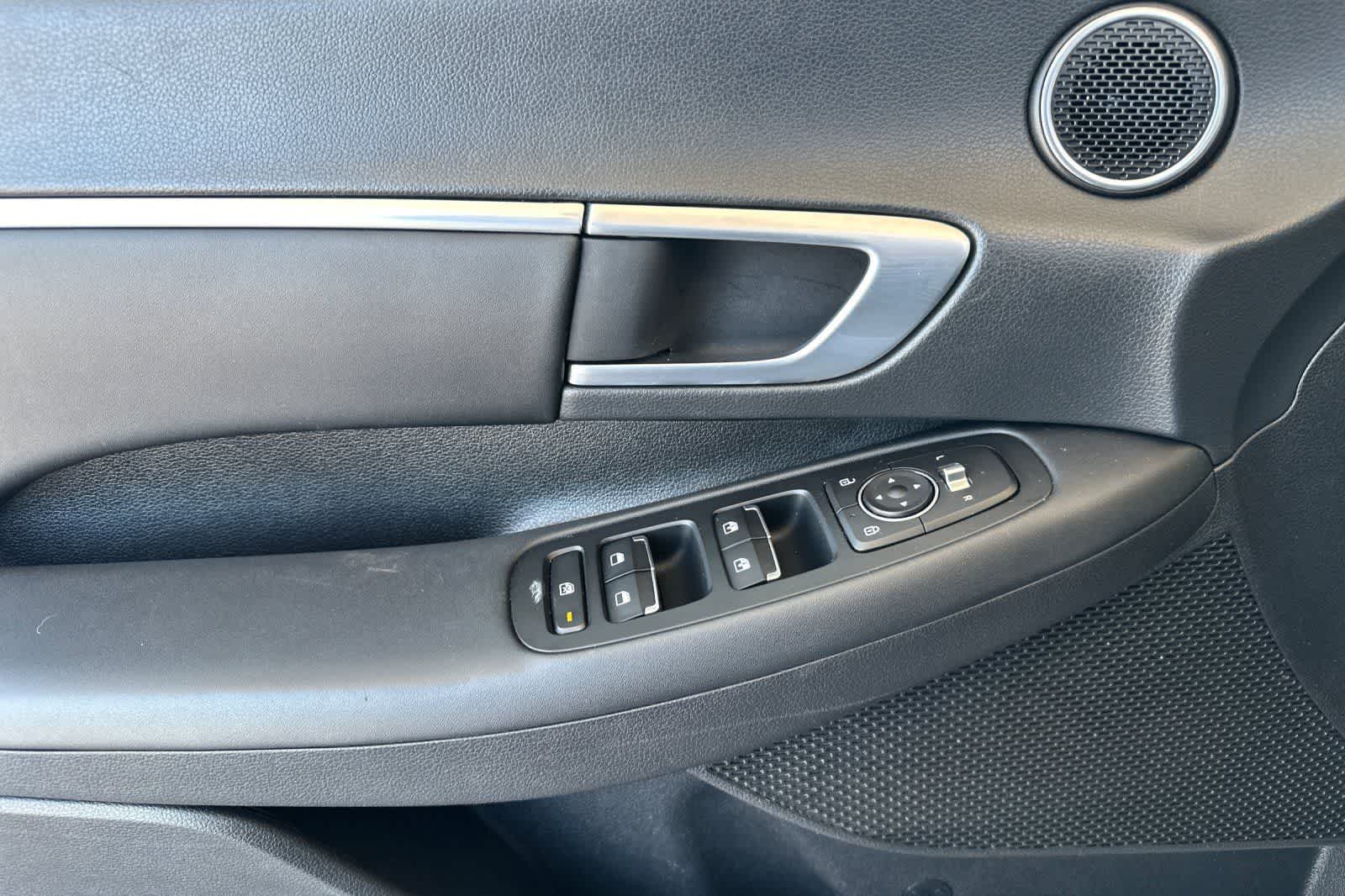 Thumbnail: 2021 Hyundai Sonata - 12