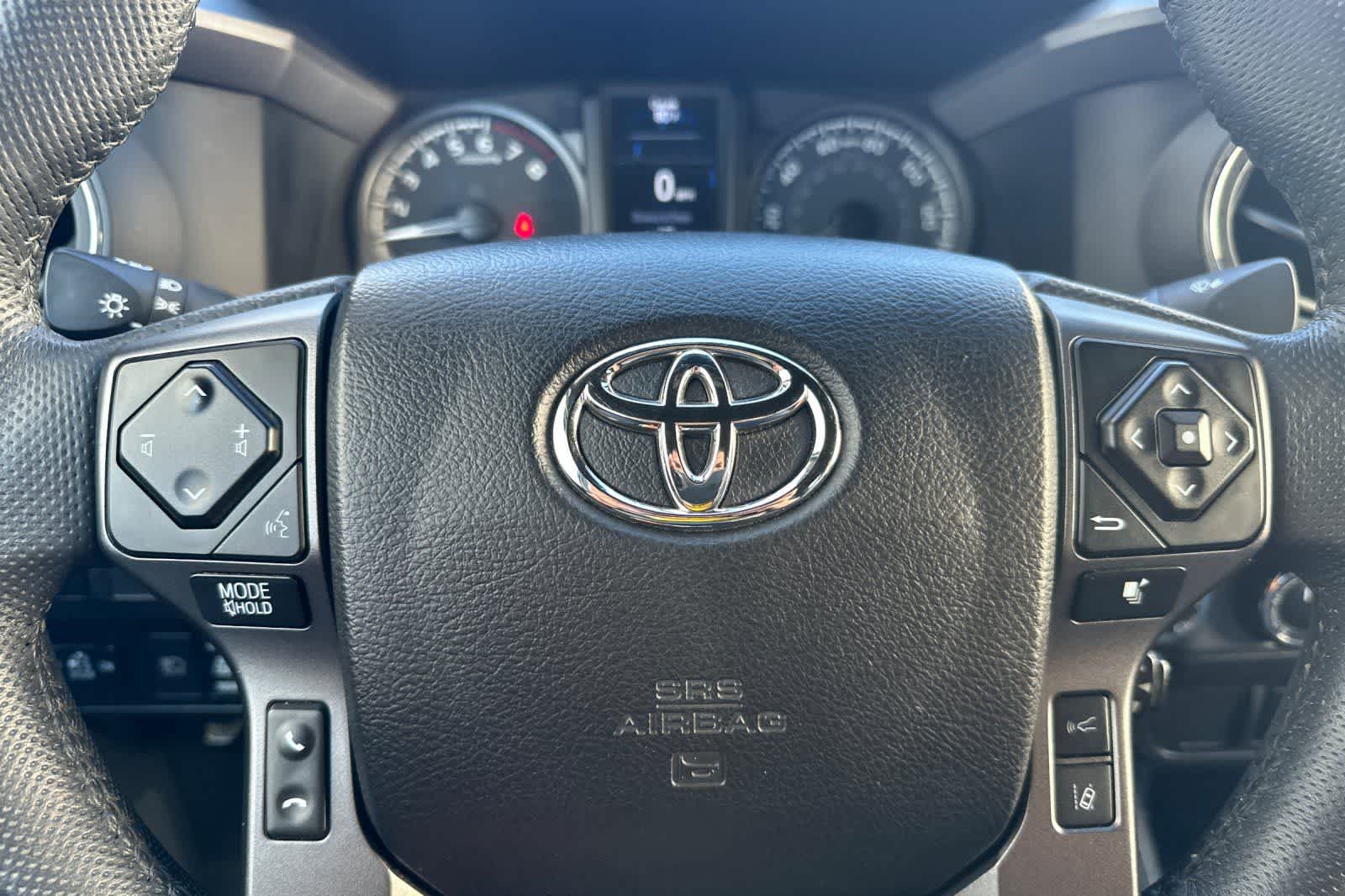 Thumbnail: 2022 Toyota Tacoma - 24