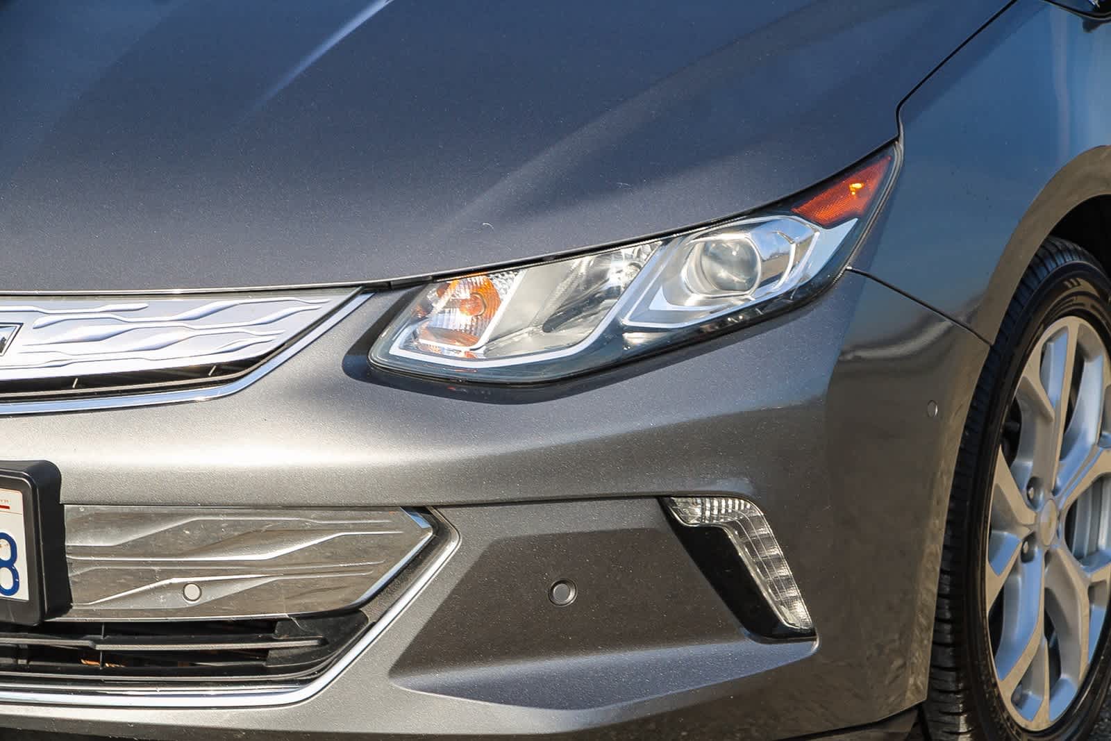 Thumbnail: 2018 Chevrolet Volt - 8