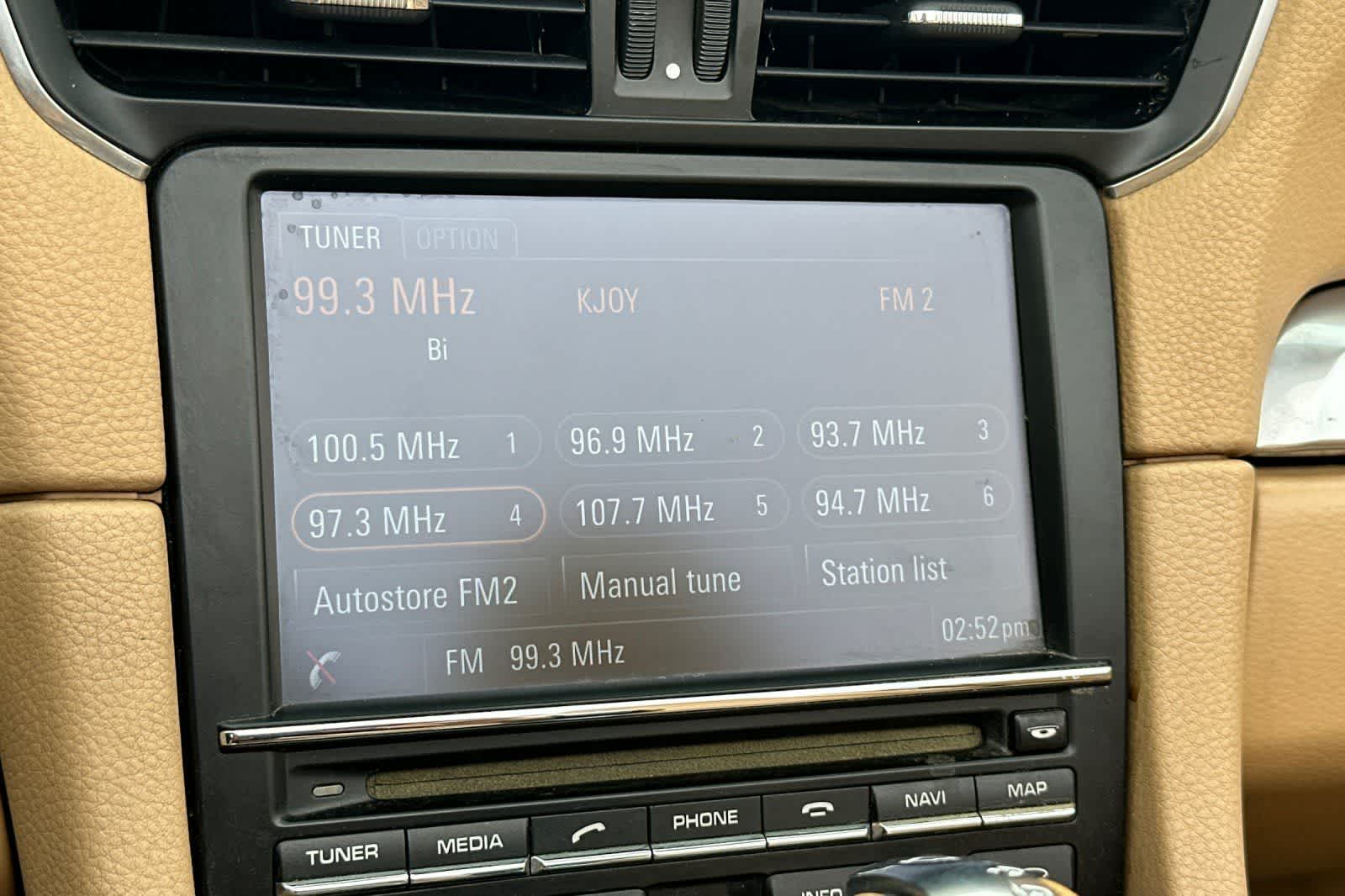 Thumbnail: 2013 Porsche 911 - 17