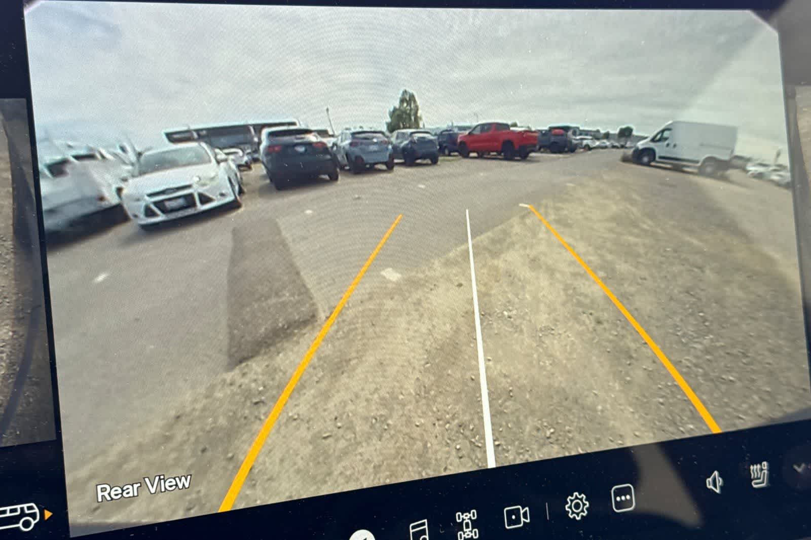 Thumbnail: 2023 Rivian R1S - 23