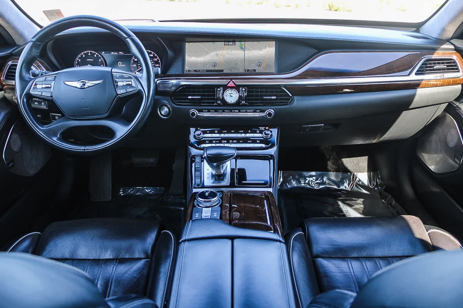 Thumbnail: 2019 Genesis G90 - 12