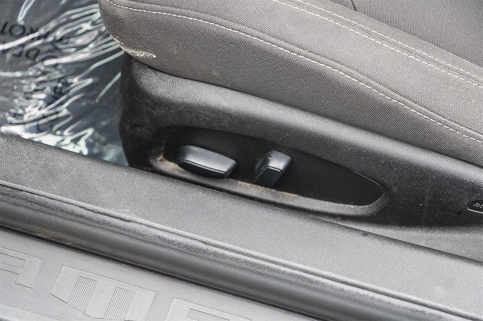 Thumbnail: 2019 Chevrolet Camaro - 26