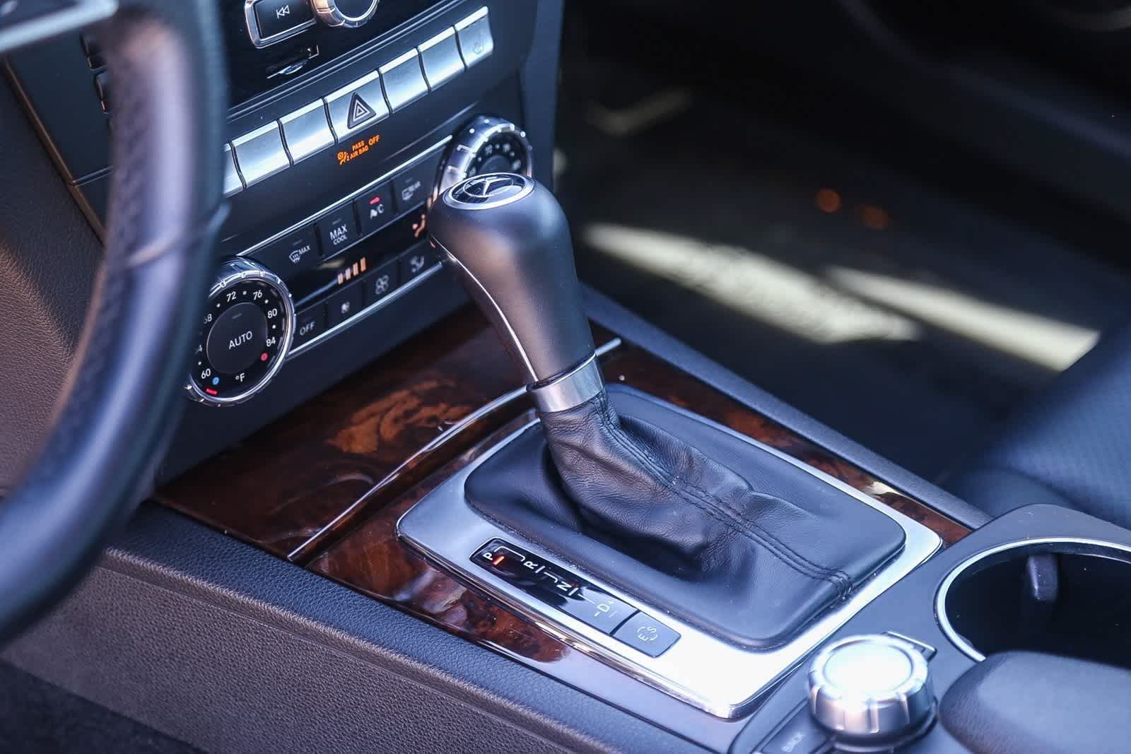 Thumbnail: 2012 Mercedes-Benz C-Class - 16