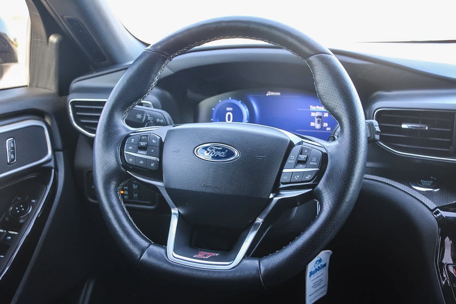 Thumbnail: 2022 Ford Explorer - 16