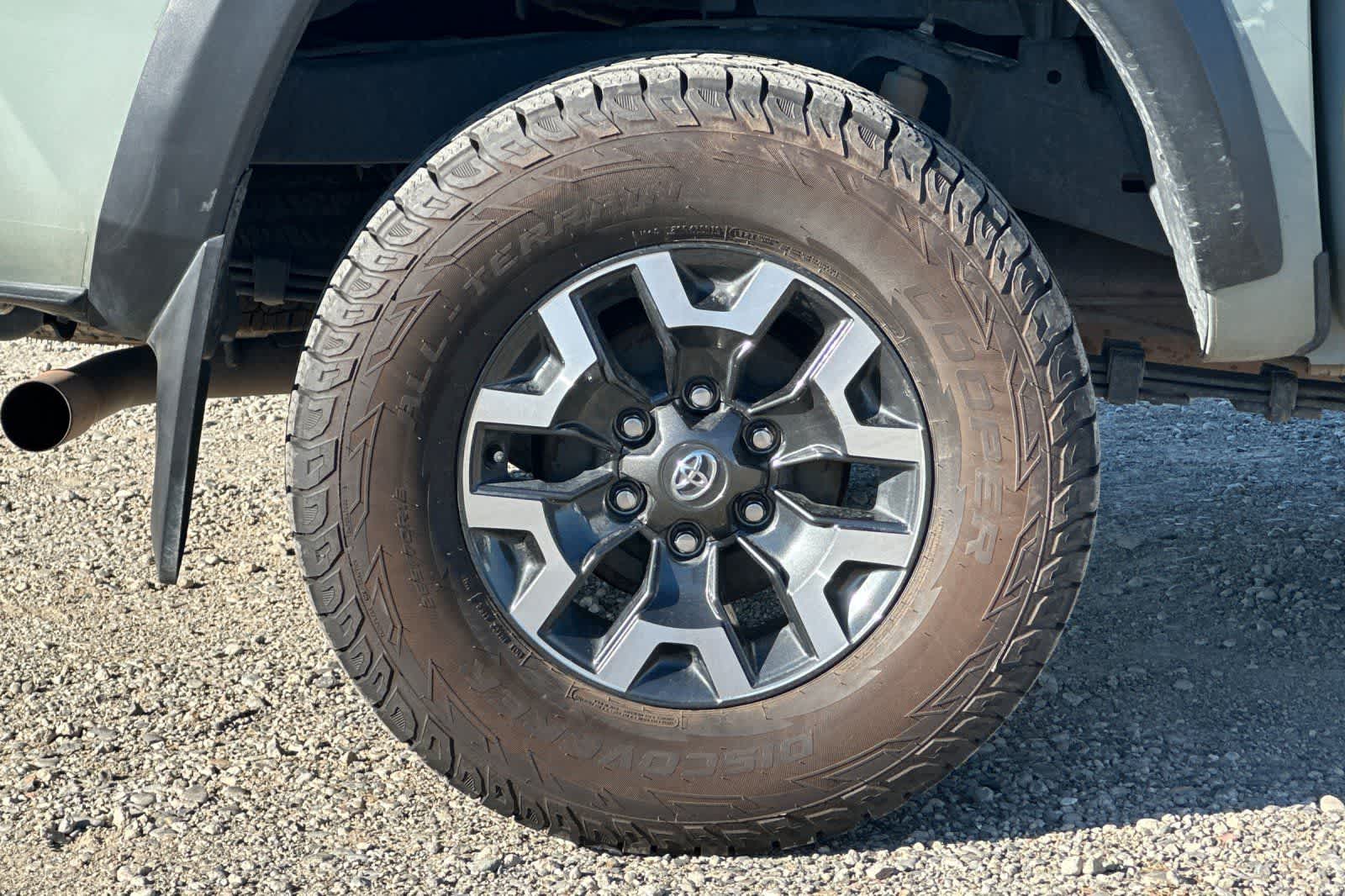 Thumbnail: 2022 Toyota Tacoma - 29