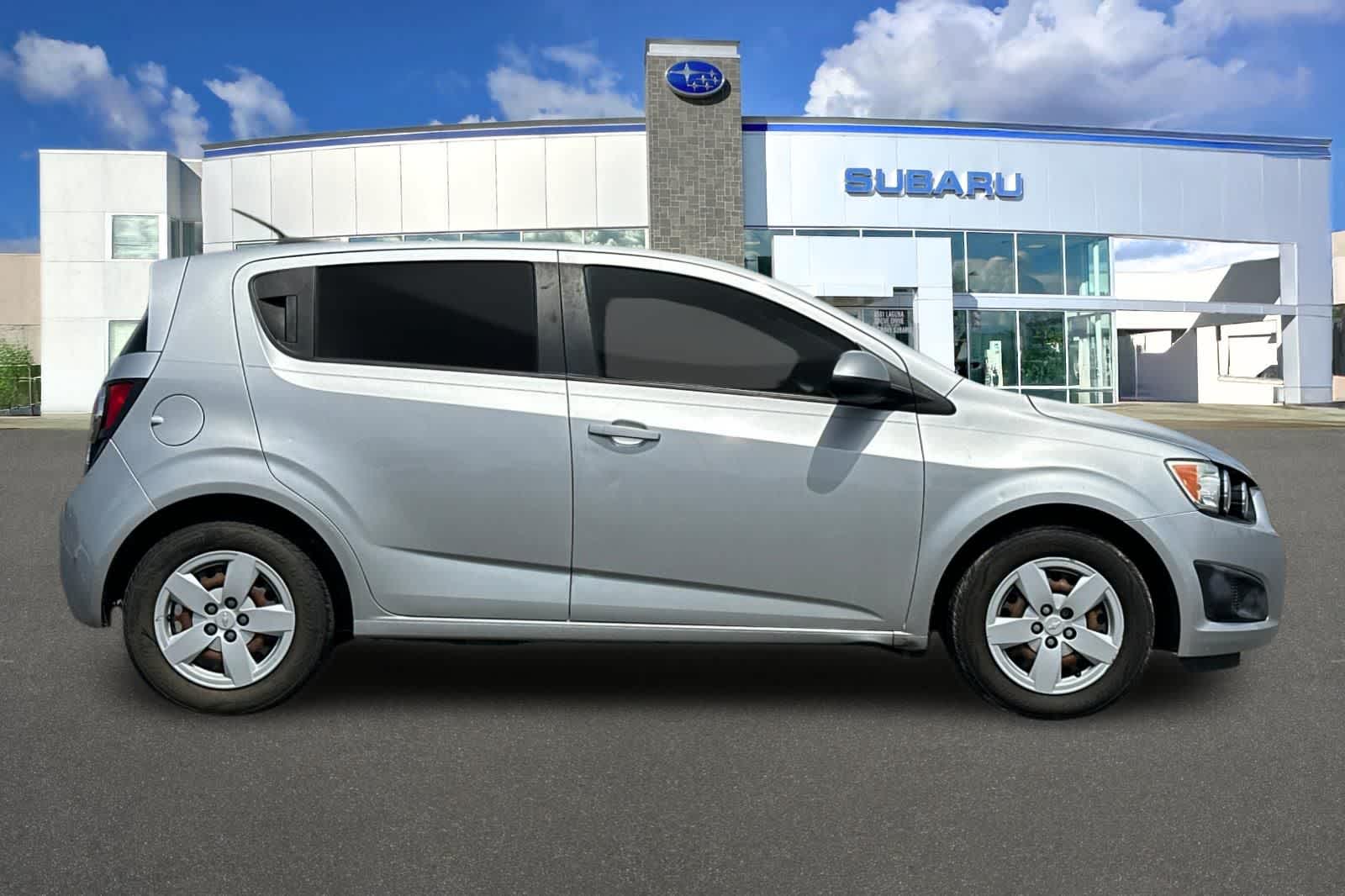 Thumbnail: 2015 Chevrolet Sonic - 6