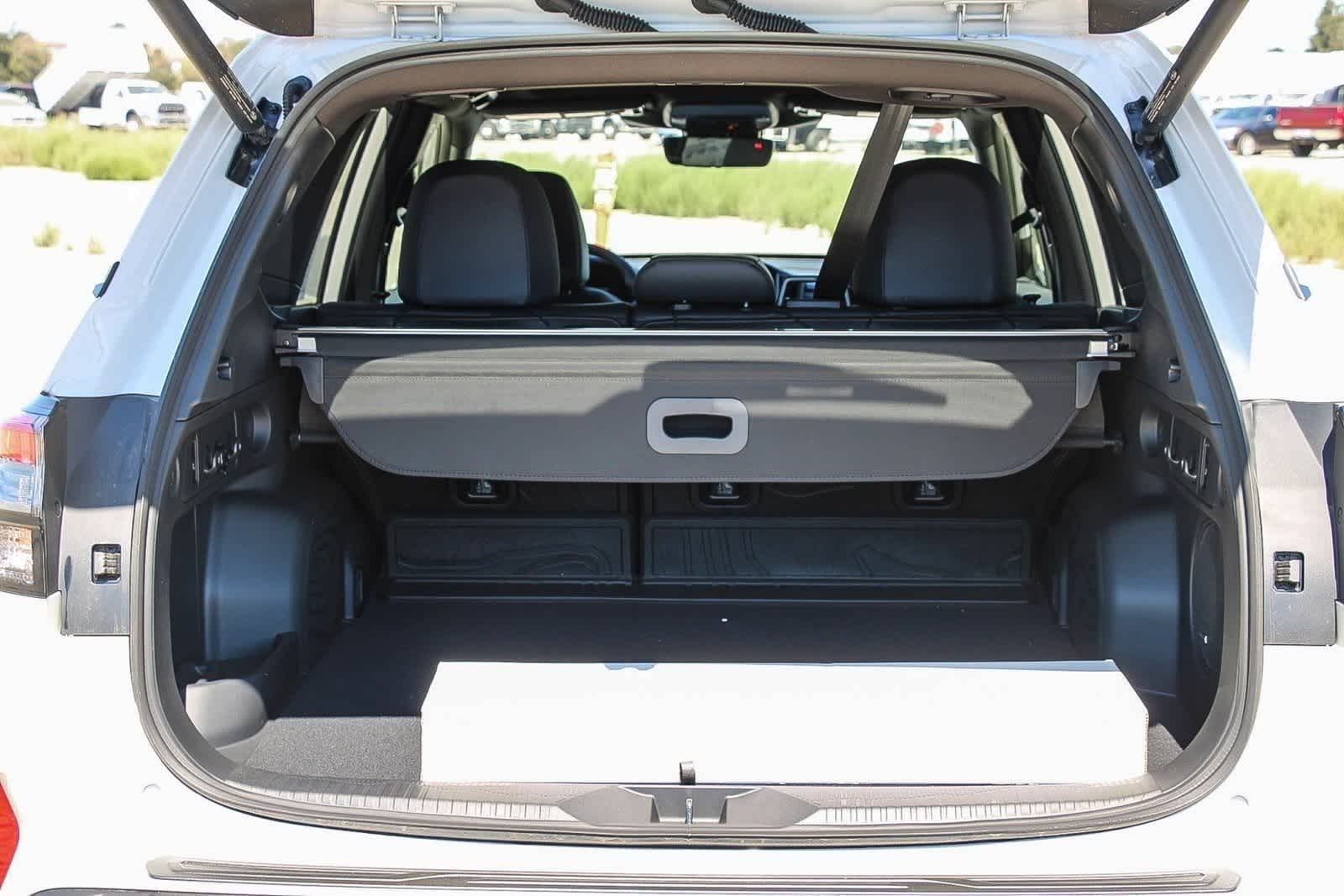 Thumbnail: 2025 Subaru Forester - 18