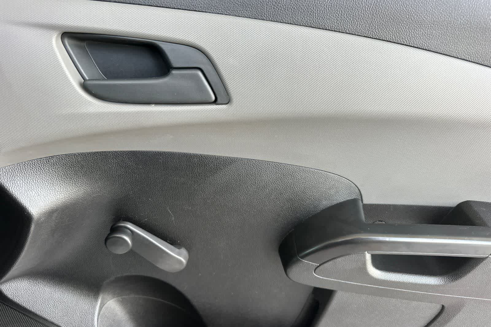 Thumbnail: 2015 Chevrolet Sonic - 17