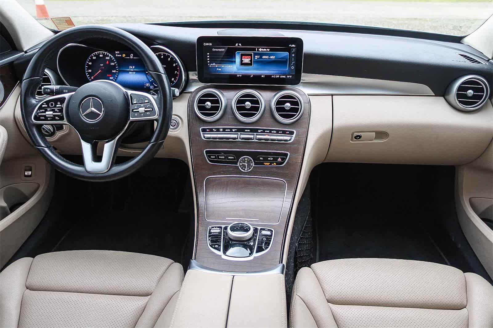 Thumbnail: 2021 Mercedes-Benz C-Class - 12