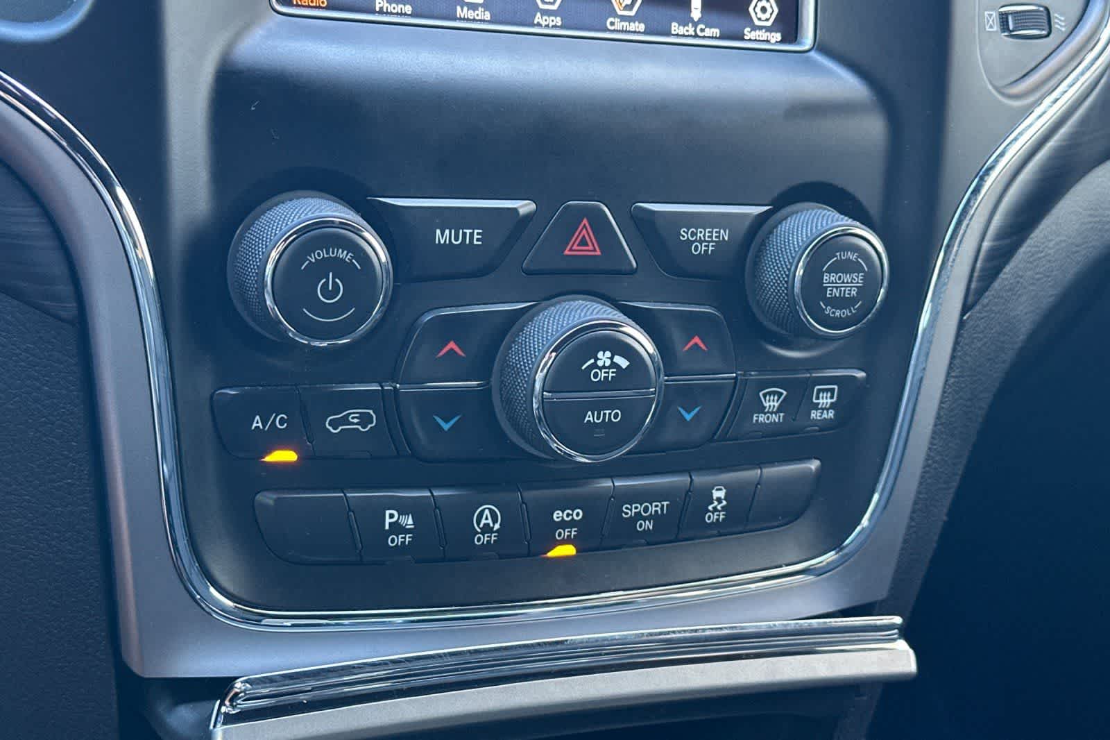 Thumbnail: 2021 Jeep Grand Cherokee - 22