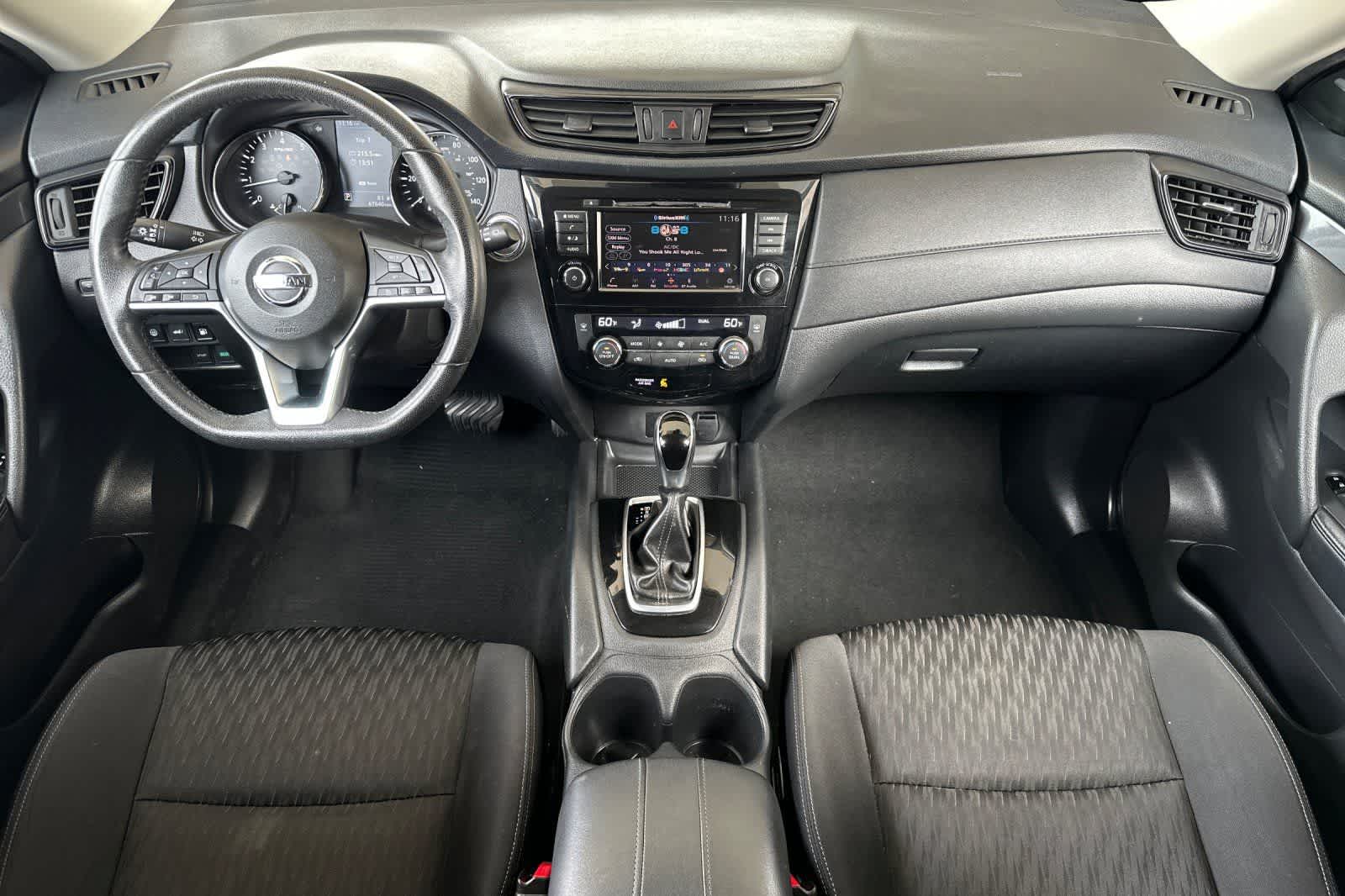 Thumbnail: 2020 Nissan Rogue - 3