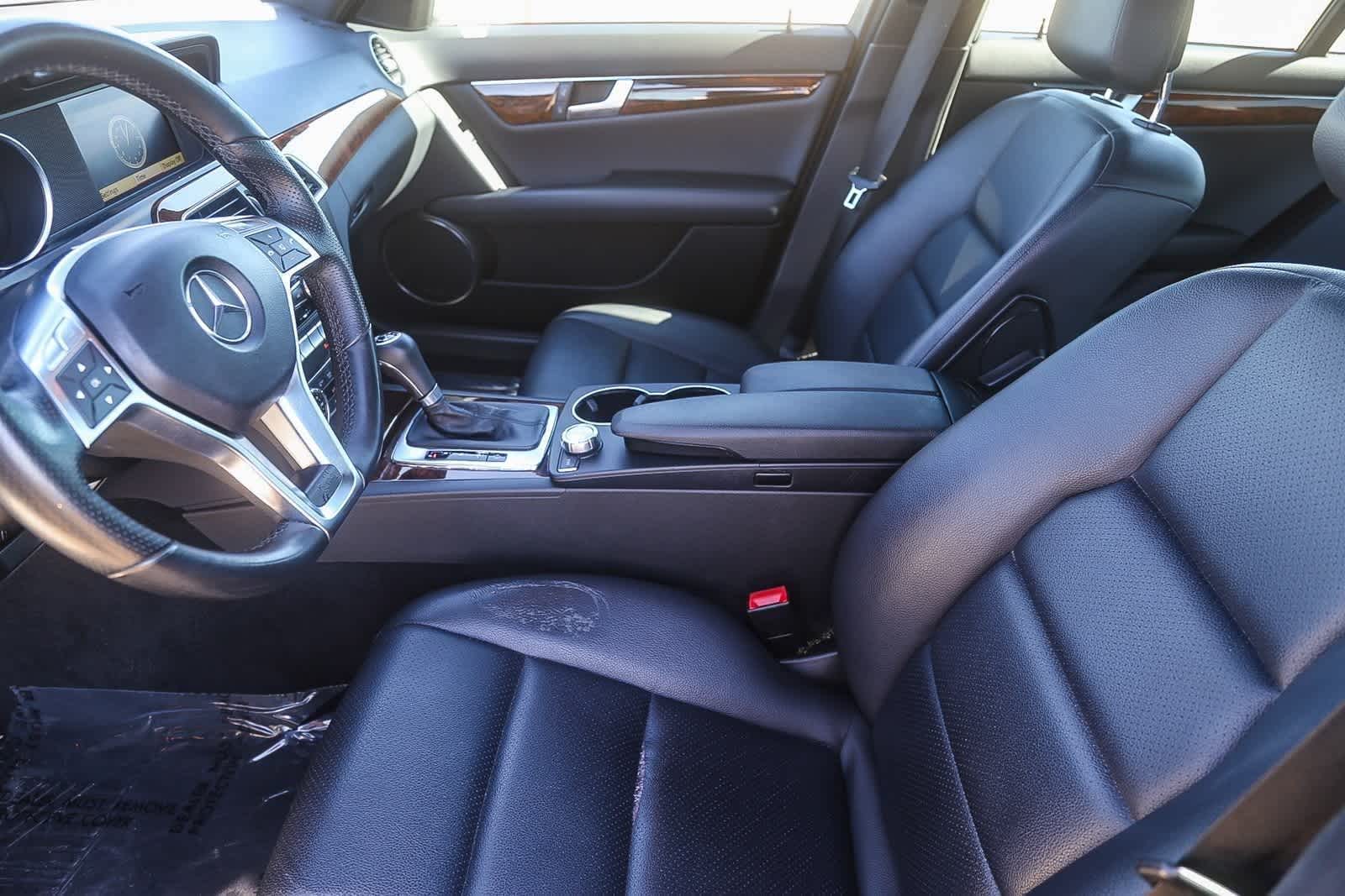 Thumbnail: 2012 Mercedes-Benz C-Class - 3