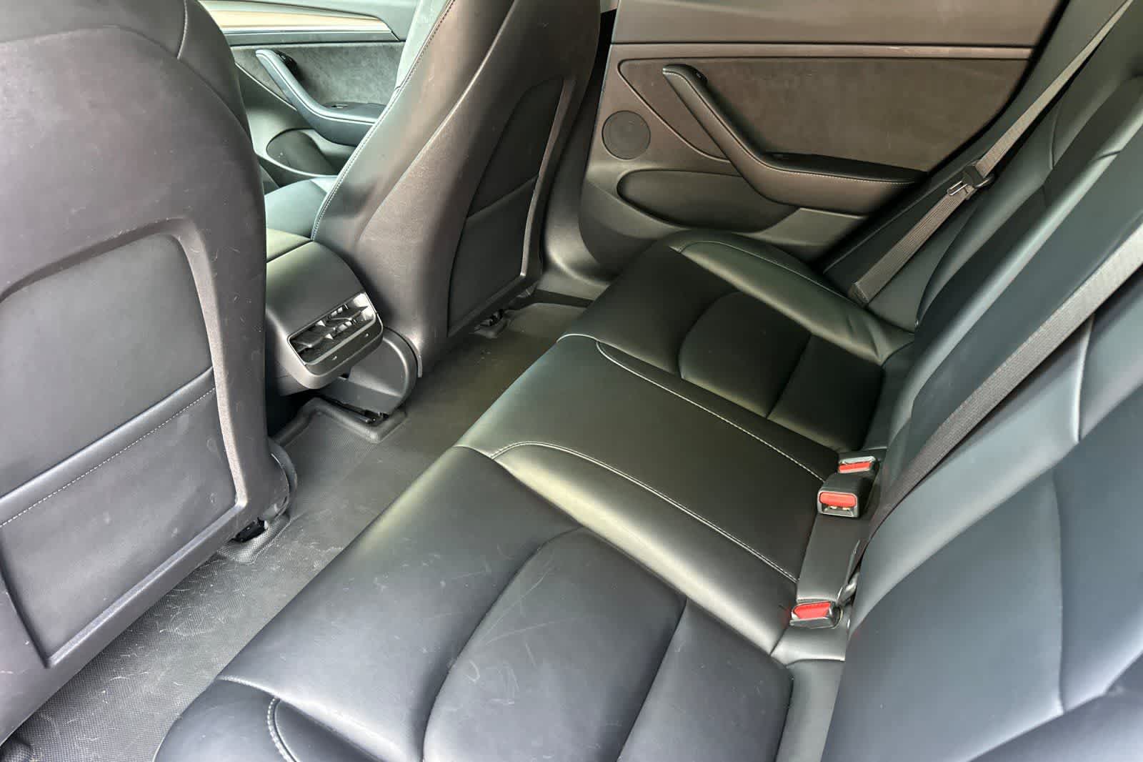 Thumbnail: 2021 Tesla Model 3 - 4