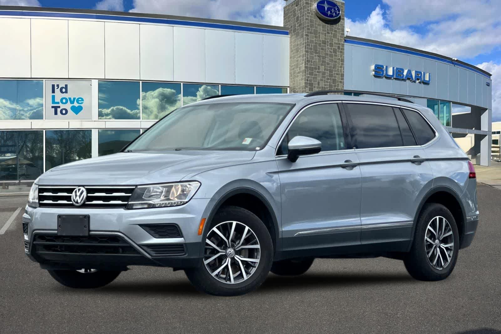 2020 Volkswagen Tiguan SE -
                  Elk Grove, CA