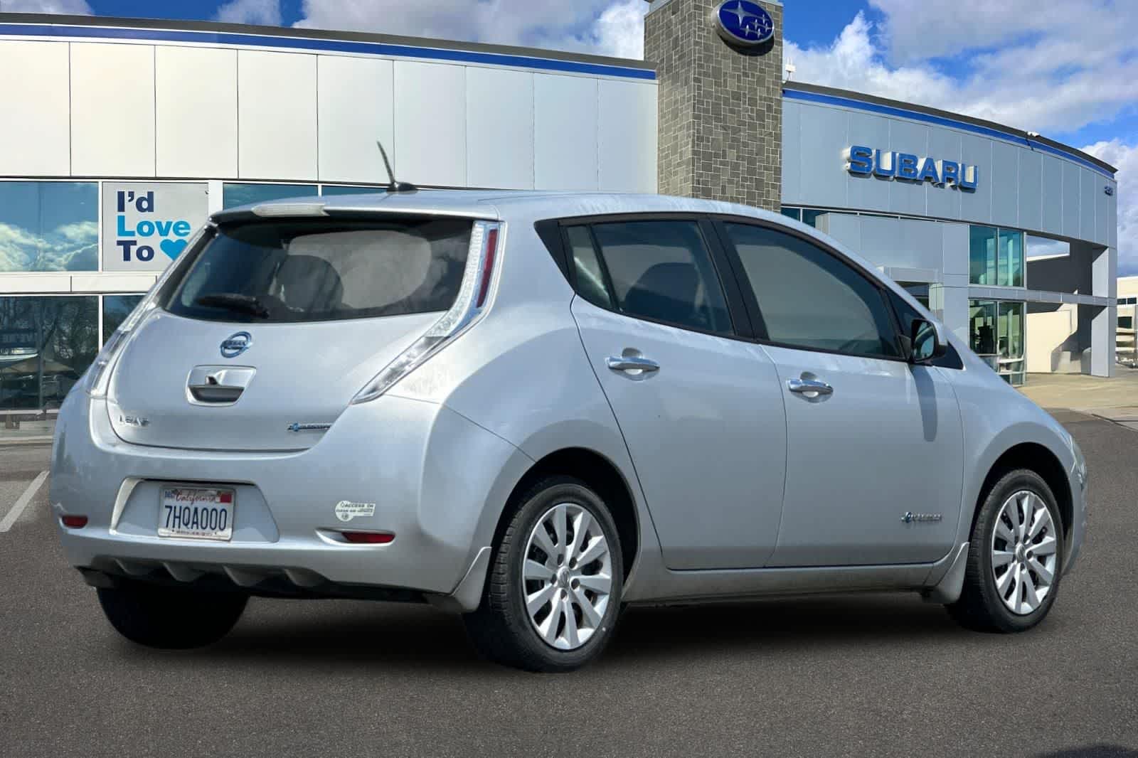 Thumbnail: 2015 Nissan Leaf - 2