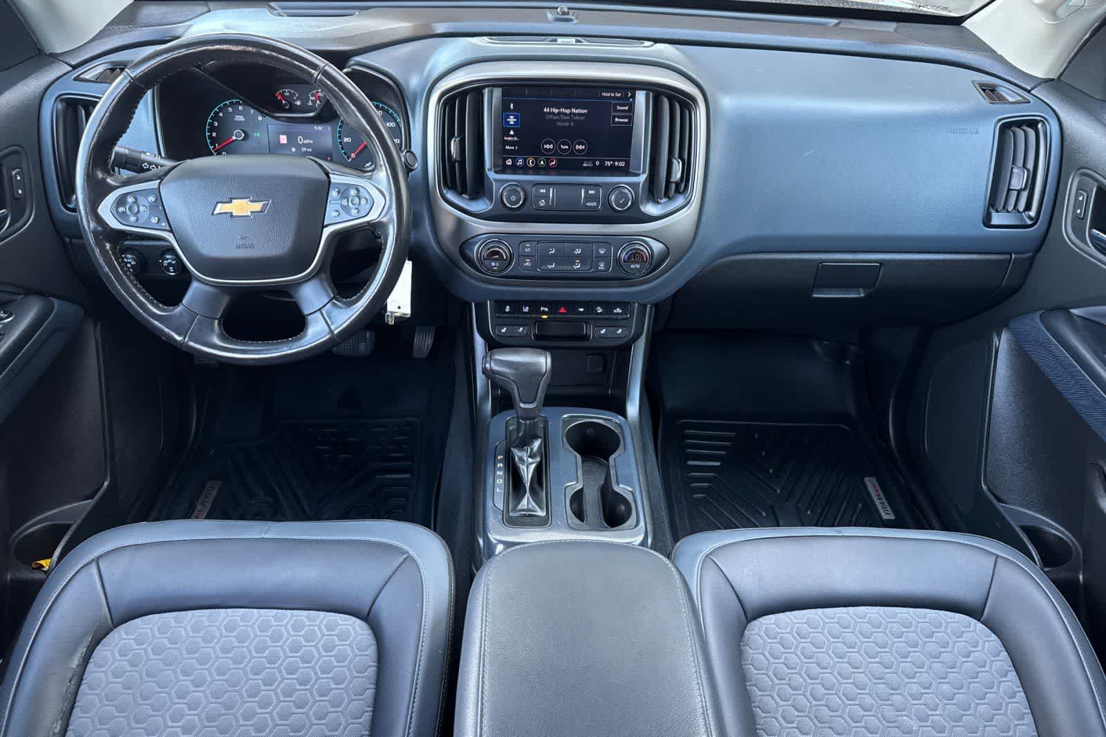 Thumbnail: 2021 Chevrolet Colorado - 3