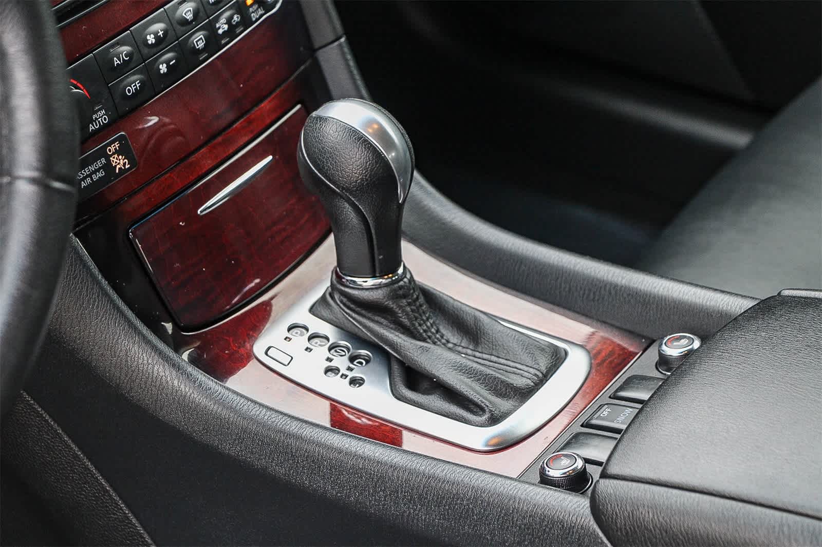 Thumbnail: 2017 INFINITI QX50 - 21