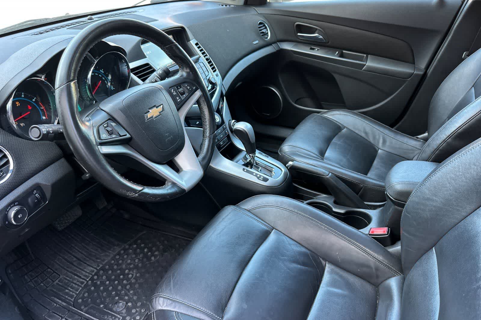 Thumbnail: 2015 Chevrolet Cruze - 10