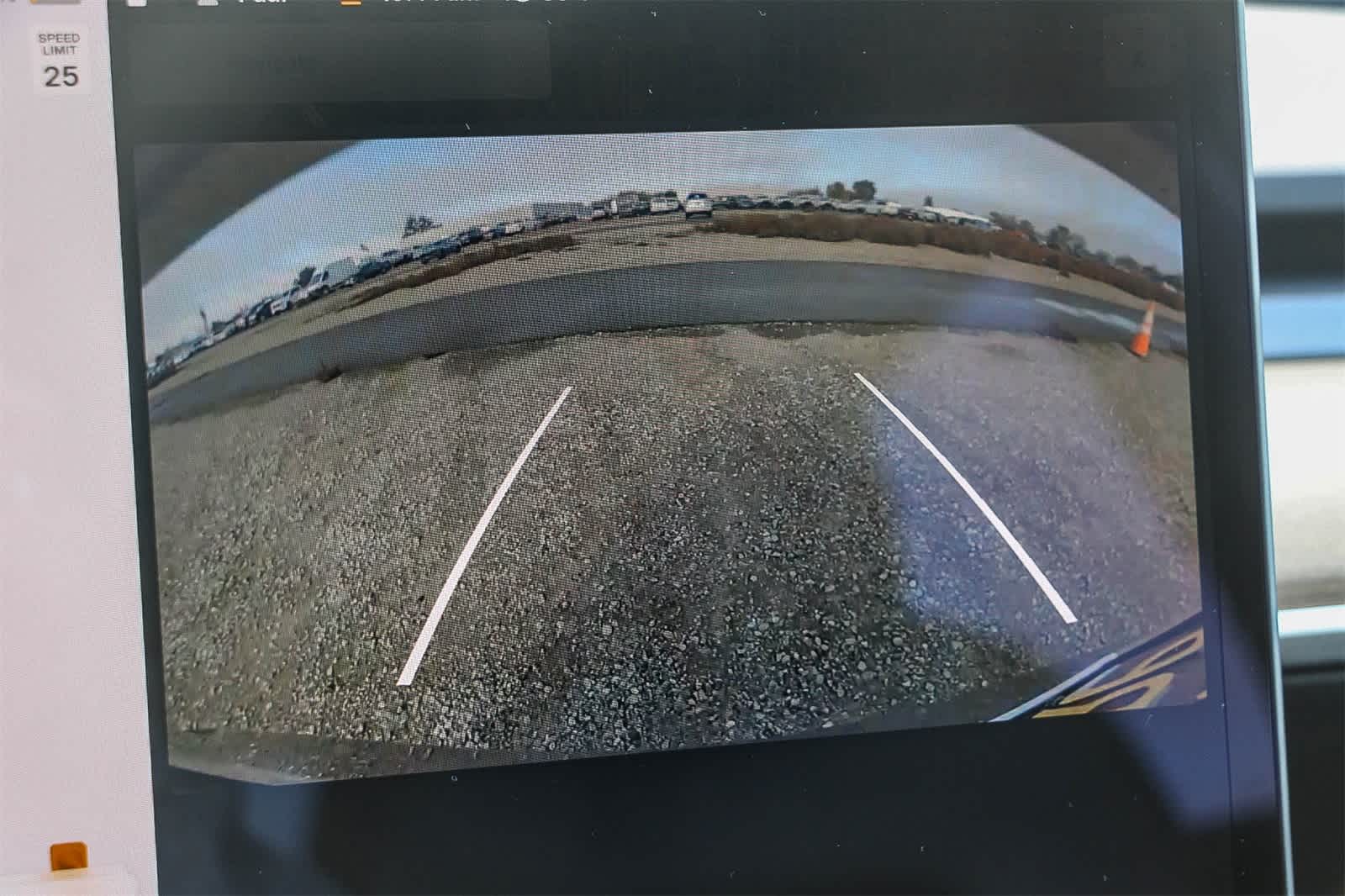 Thumbnail: 2022 Tesla Model Y - 21