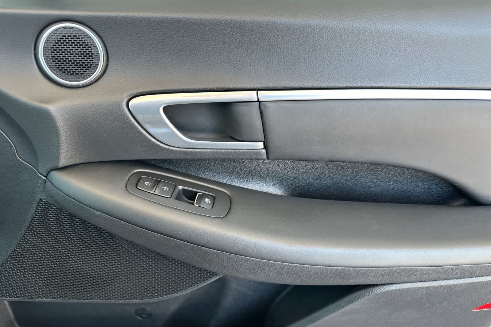 Thumbnail: 2021 Hyundai Sonata - 18