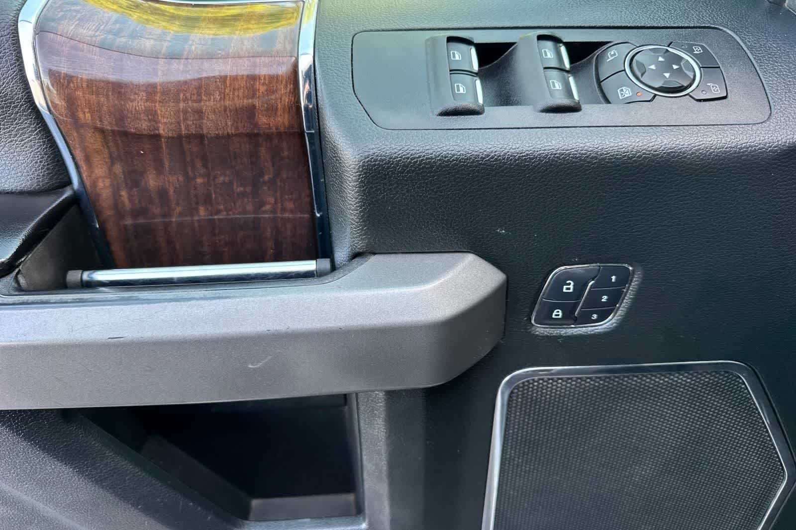 Thumbnail: 2016 Ford F-150 - 12