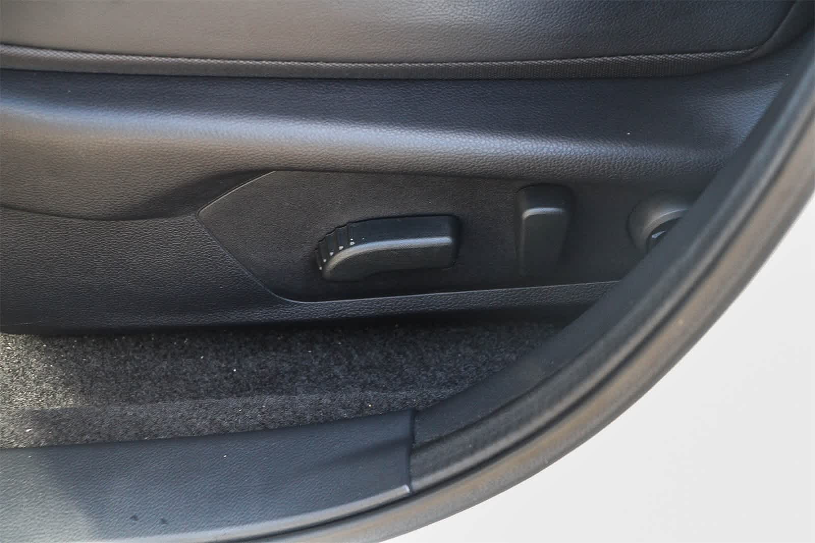 Thumbnail: 2025 Subaru Crosstrek - 19