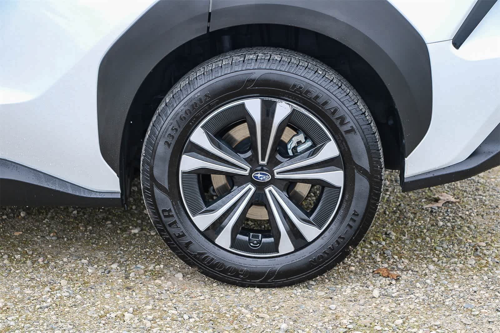 Thumbnail: 2024 Subaru Solterra - 18