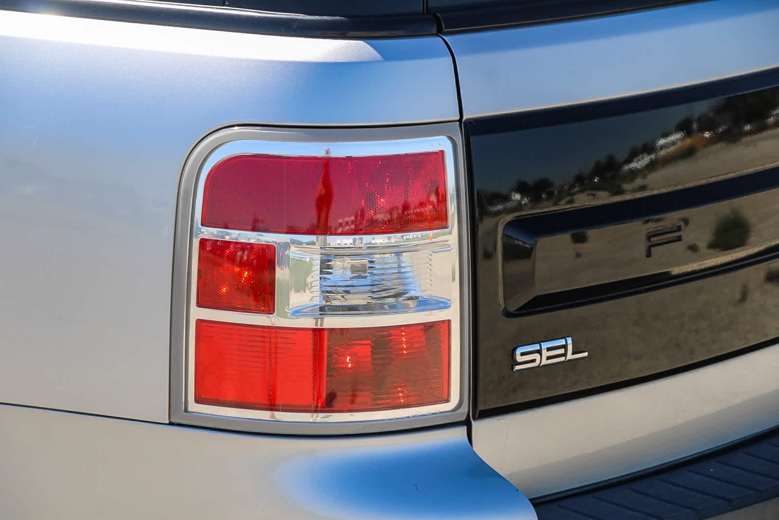 Thumbnail: 2017 Ford Flex - 11