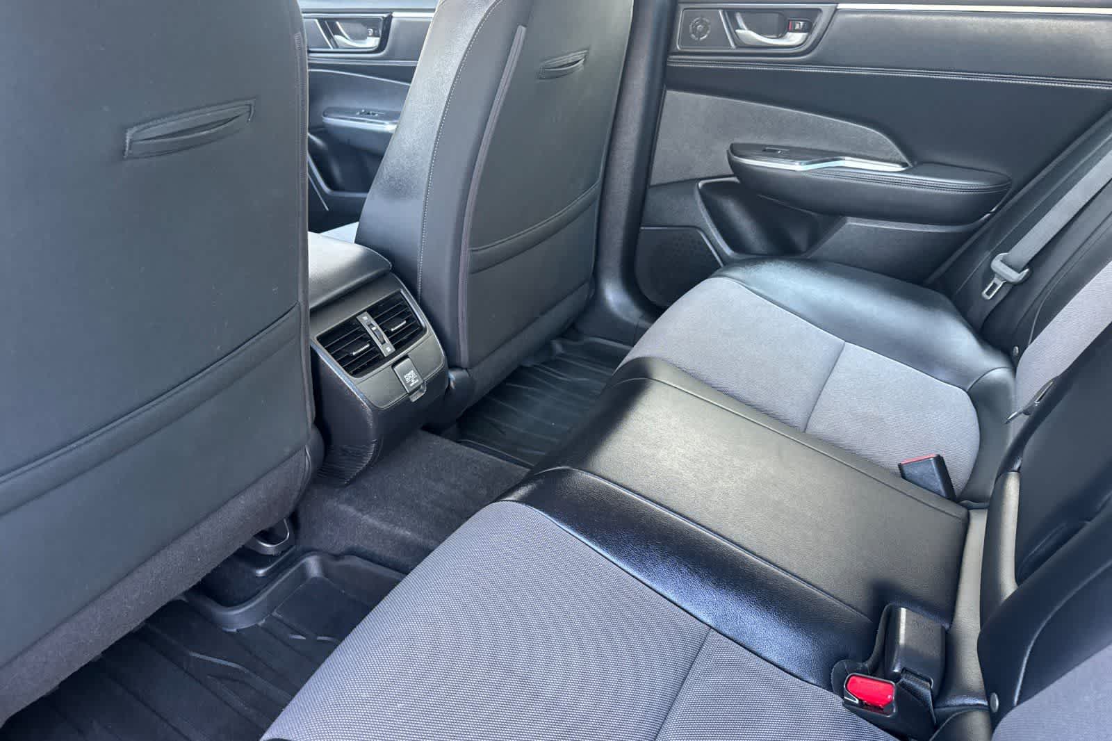 Thumbnail: 2019 Honda Clarity - 4