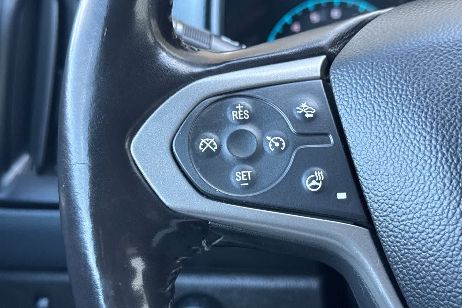 Thumbnail: 2021 Chevrolet Colorado - 24