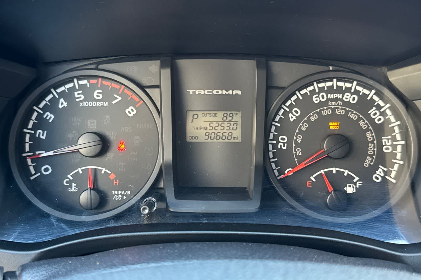 Thumbnail: 2017 Toyota Tacoma - 25