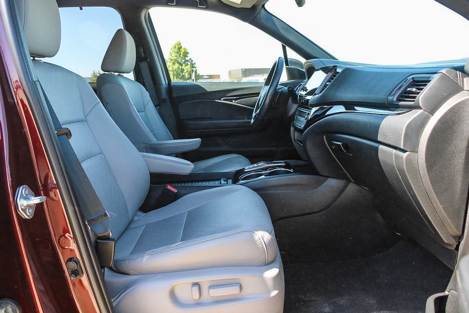 Thumbnail: 2021 Honda Passport - 18