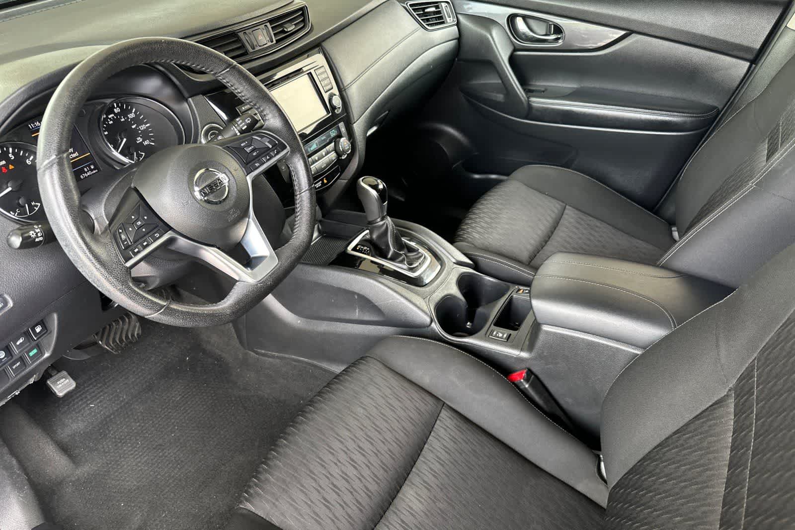 Thumbnail: 2020 Nissan Rogue - 11