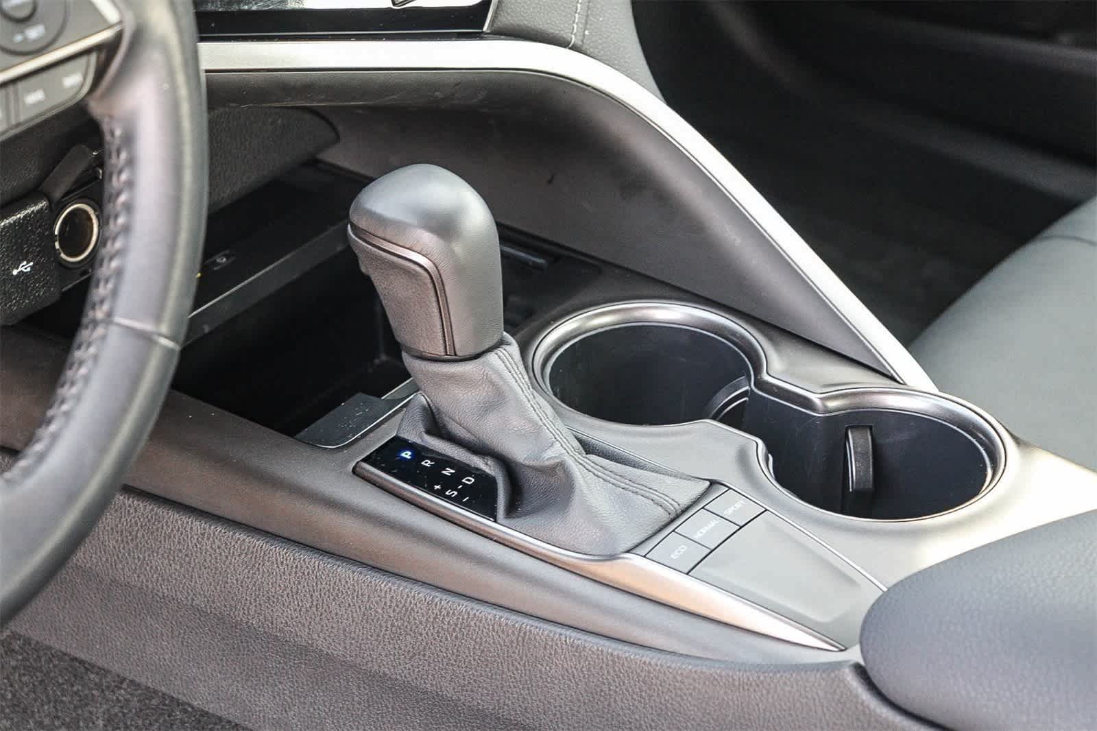 Thumbnail: 2024 Toyota Camry - 9