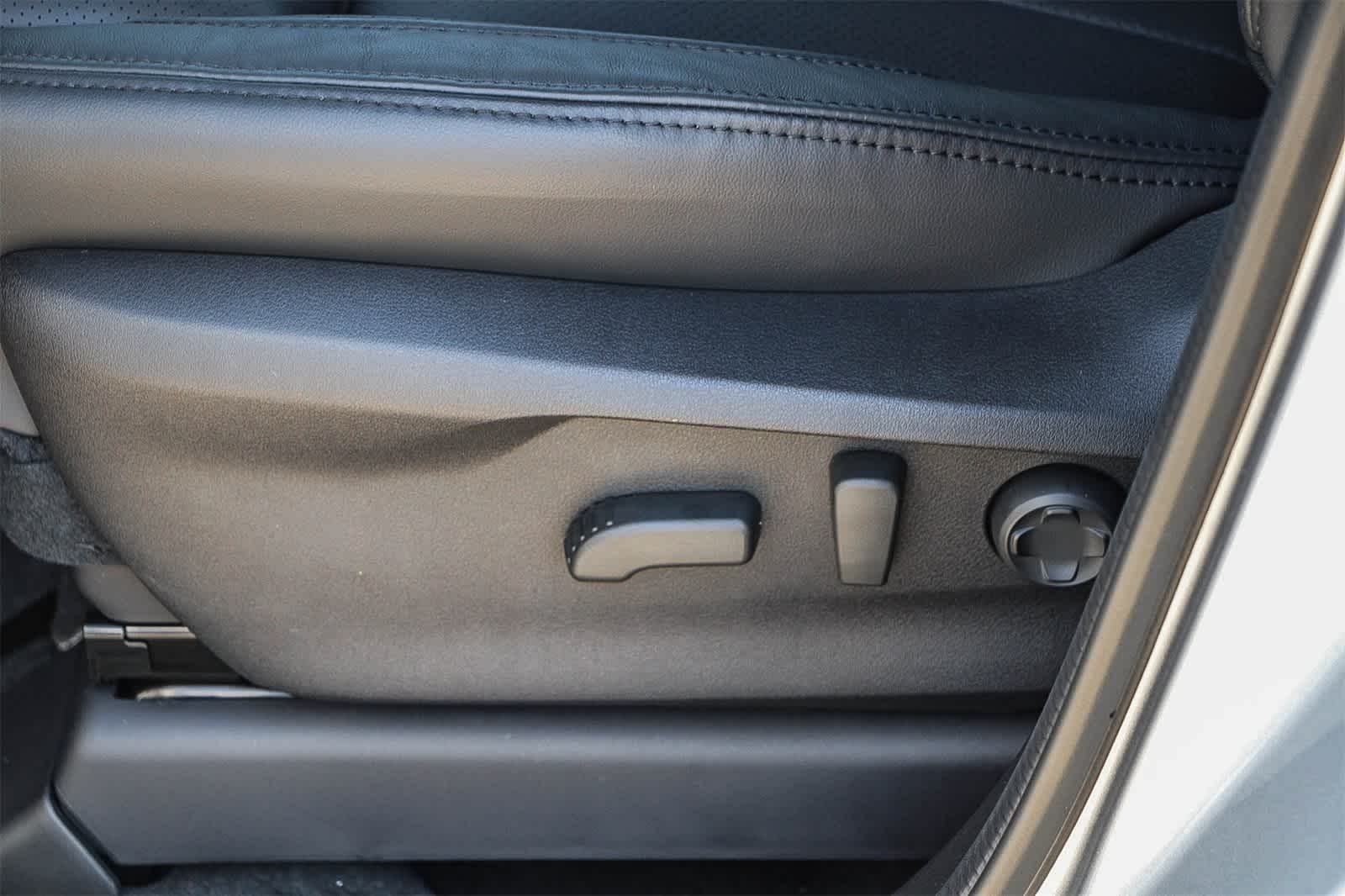 Thumbnail: 2026 Subaru Ascent - 16