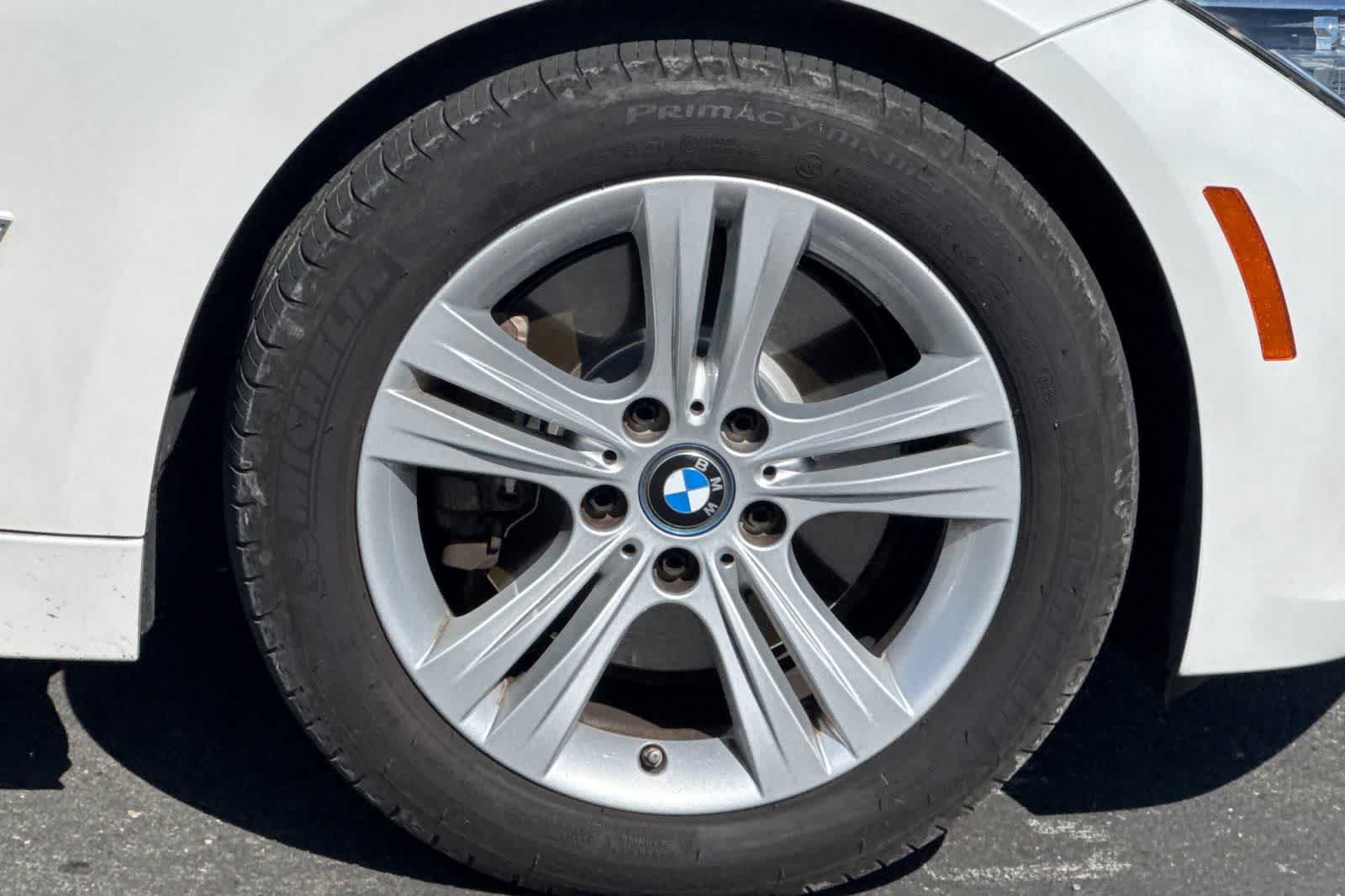 Thumbnail: 2018 BMW 3 Series - 30
