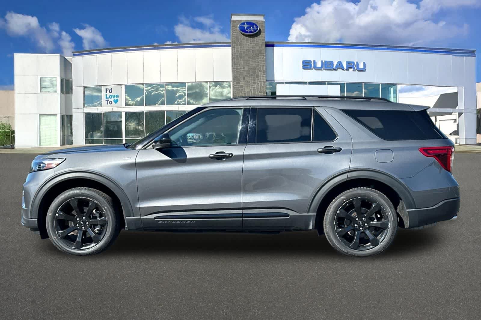 Thumbnail: 2023 Ford Explorer - 9