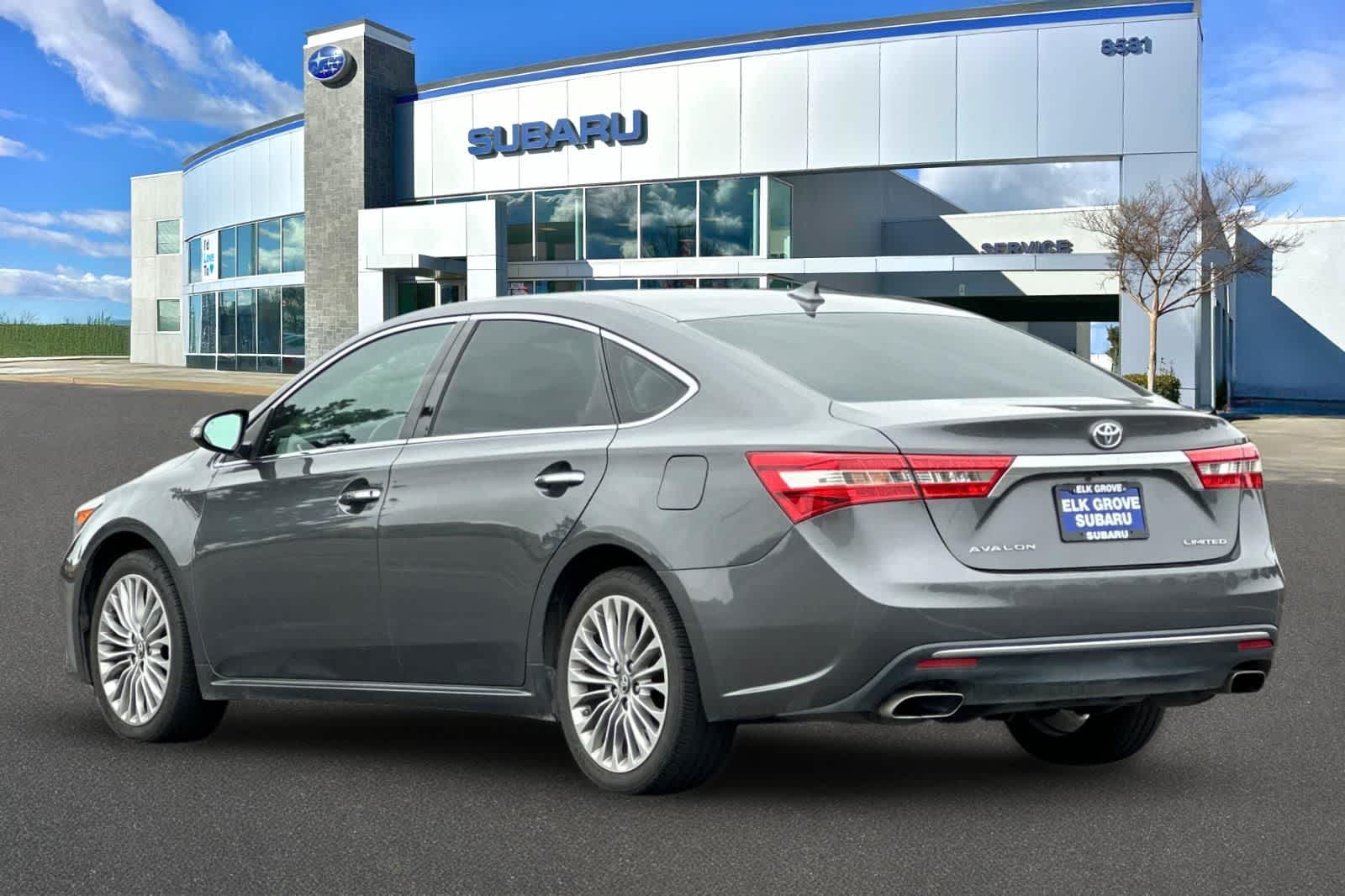 Thumbnail: 2018 Toyota Avalon - 8