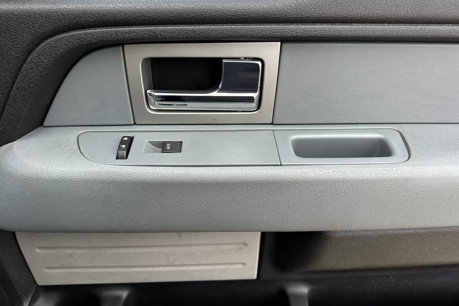 Thumbnail: 2011 Ford F-150 - 17