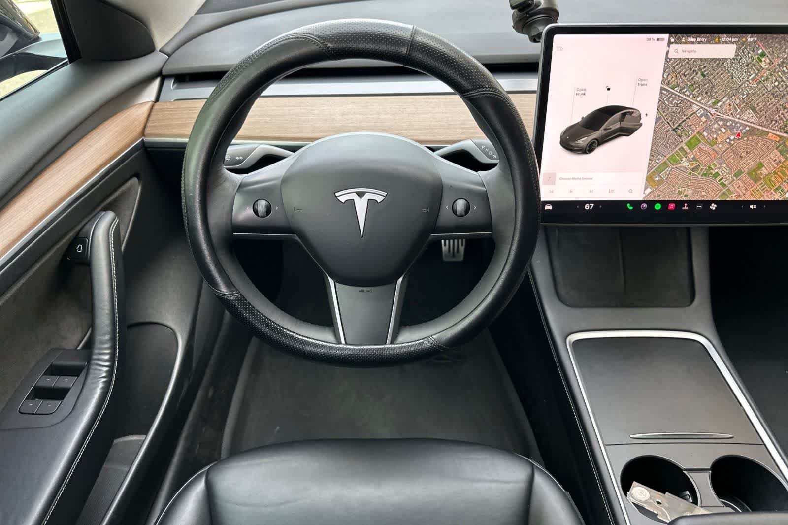 Thumbnail: 2021 Tesla Model 3 - 14