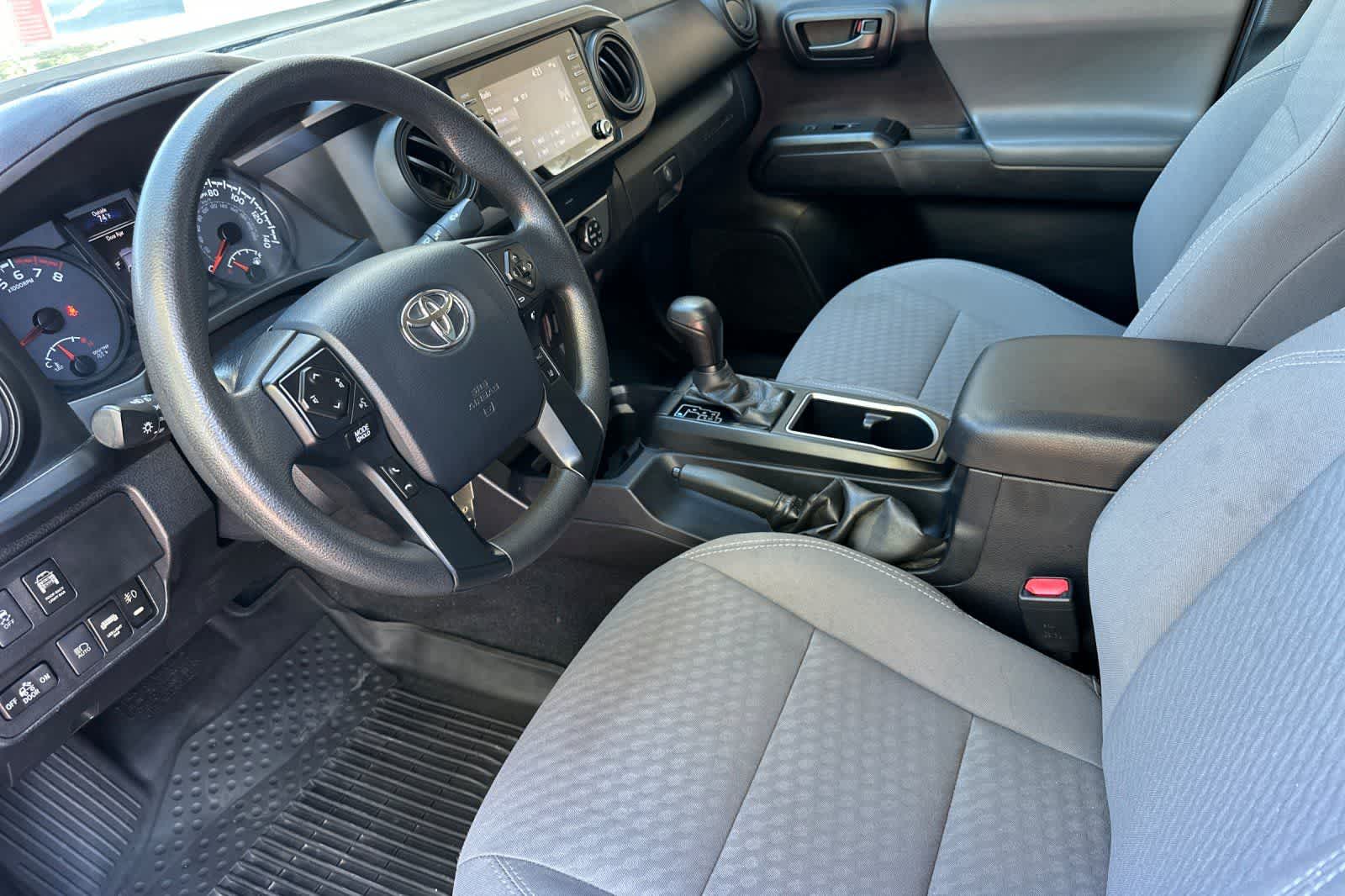 Thumbnail: 2020 Toyota Tacoma - 11