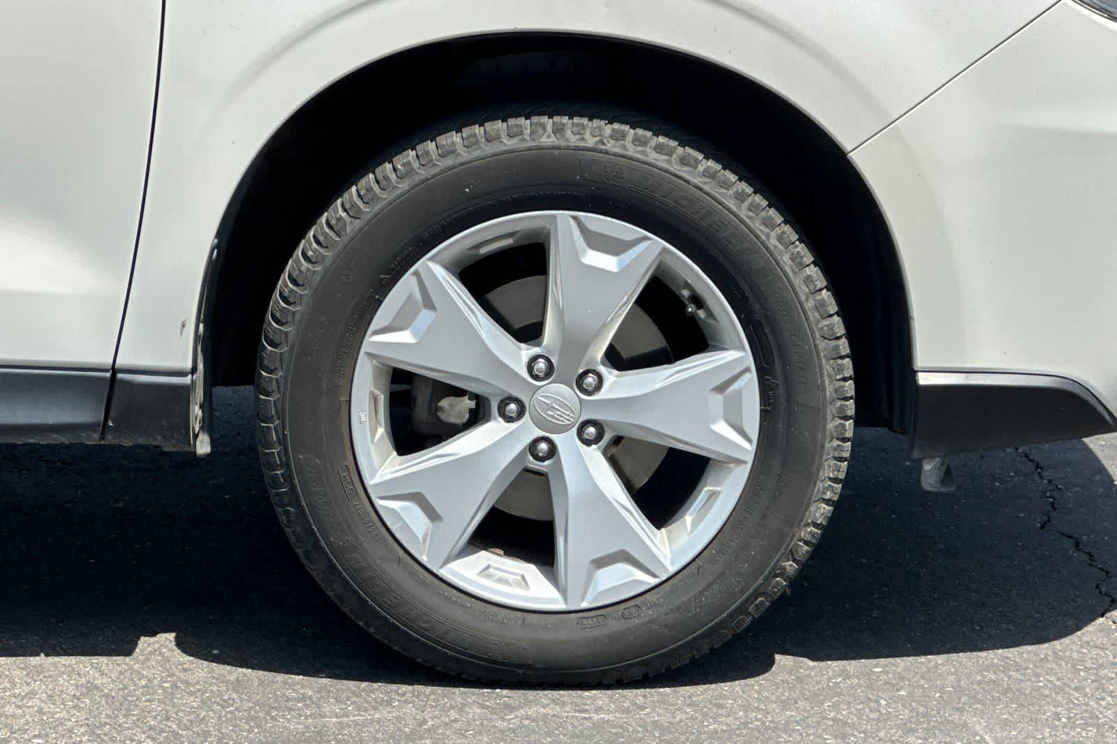 Thumbnail: 2016 Subaru Forester - 28