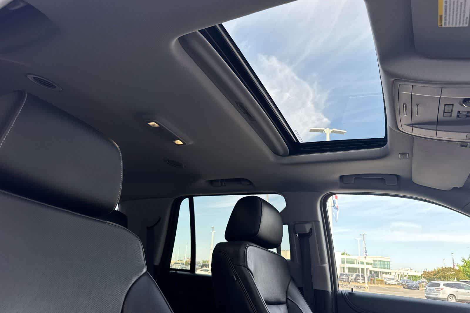 Thumbnail: 2018 GMC Yukon - 18