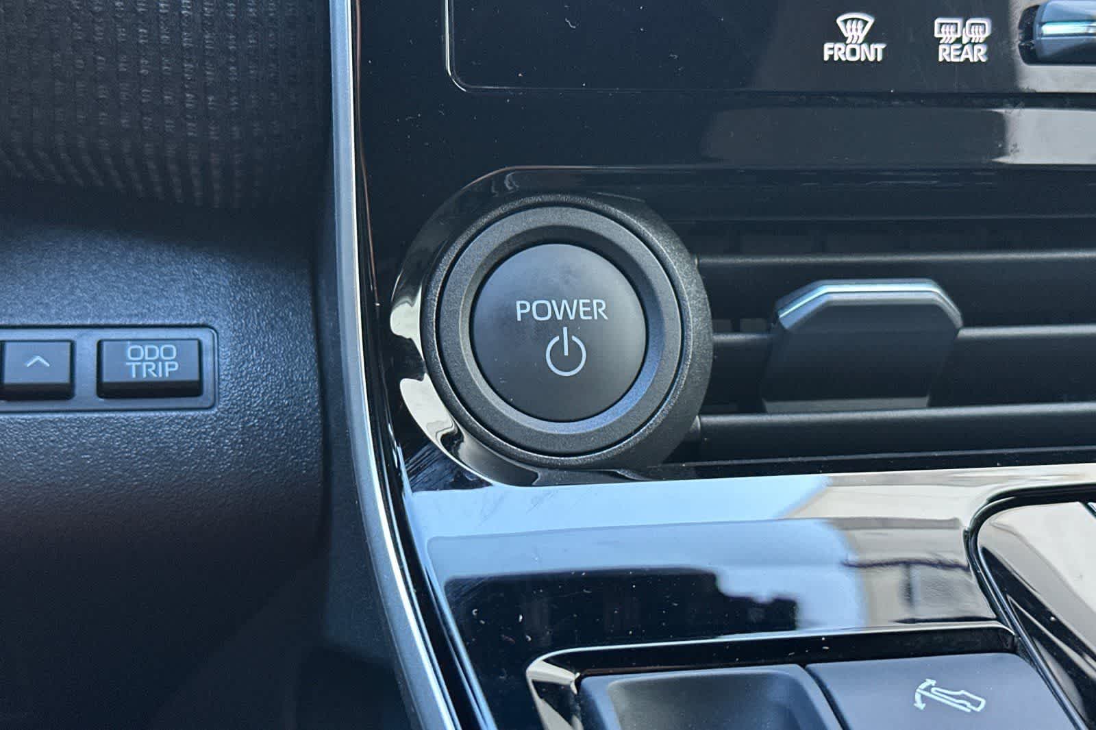 Thumbnail: 2024 Subaru Solterra - 24