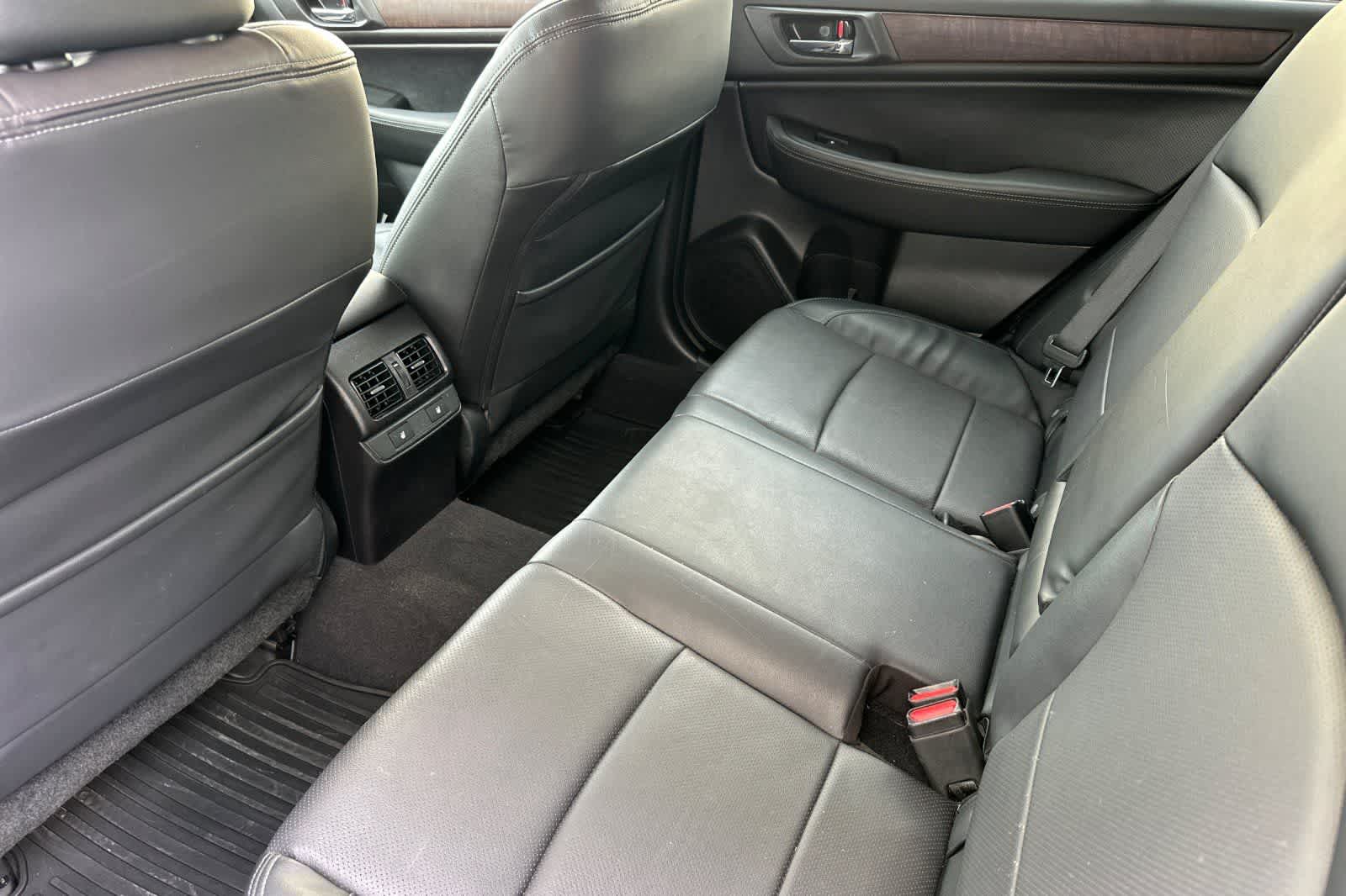 Thumbnail: 2016 Subaru Outback - 4